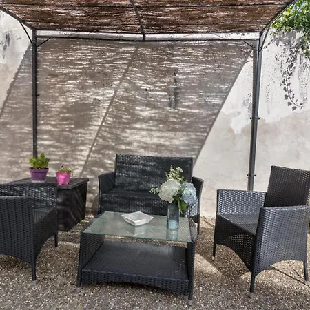 Ile Madame Apartment *